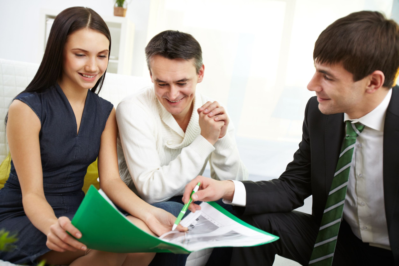 How Financial Planning Services in Milwaukee, WI, Can Help Secure Your Family’s Future